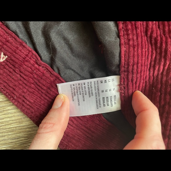 American Eagle. Corduroy Skirt. Size 10. - Picture 3 of 4